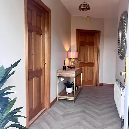 The Self Catering בית נופש